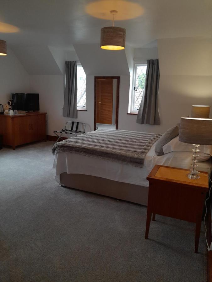Sadlers Guest House Wokingham Εξωτερικό φωτογραφία
