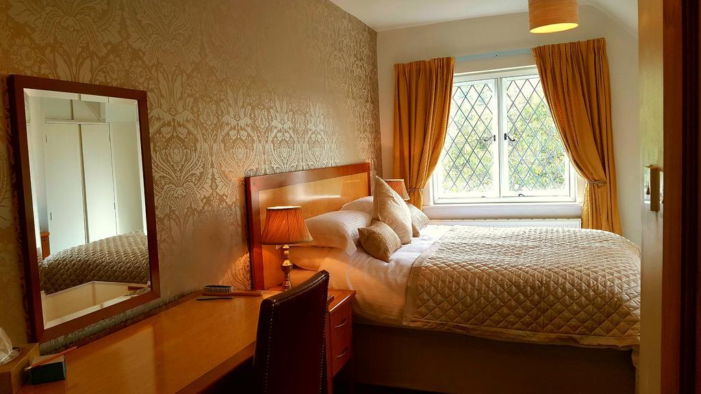 Sadlers Guest House Wokingham Εξωτερικό φωτογραφία