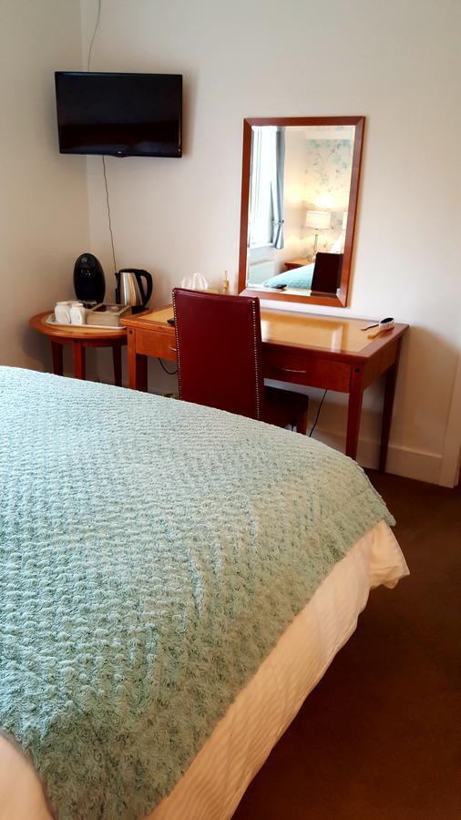 Sadlers Guest House Wokingham Εξωτερικό φωτογραφία