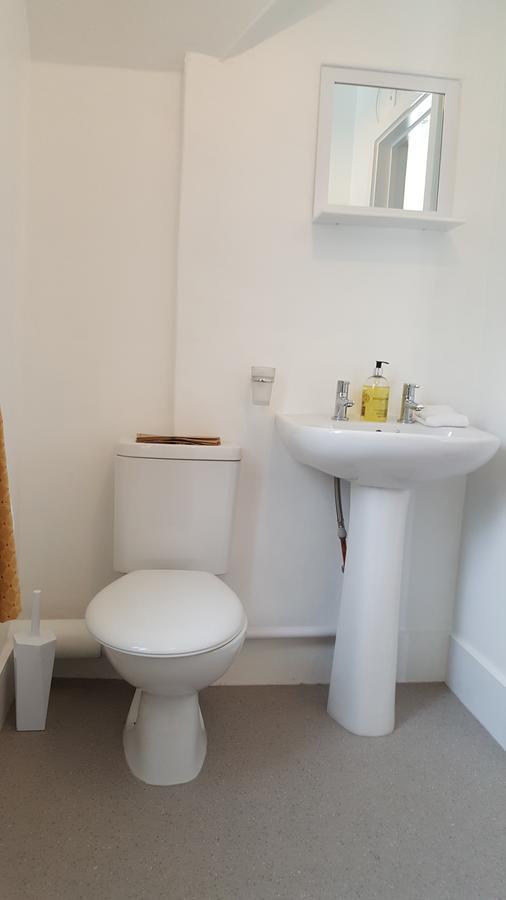 Sadlers Guest House Wokingham Εξωτερικό φωτογραφία