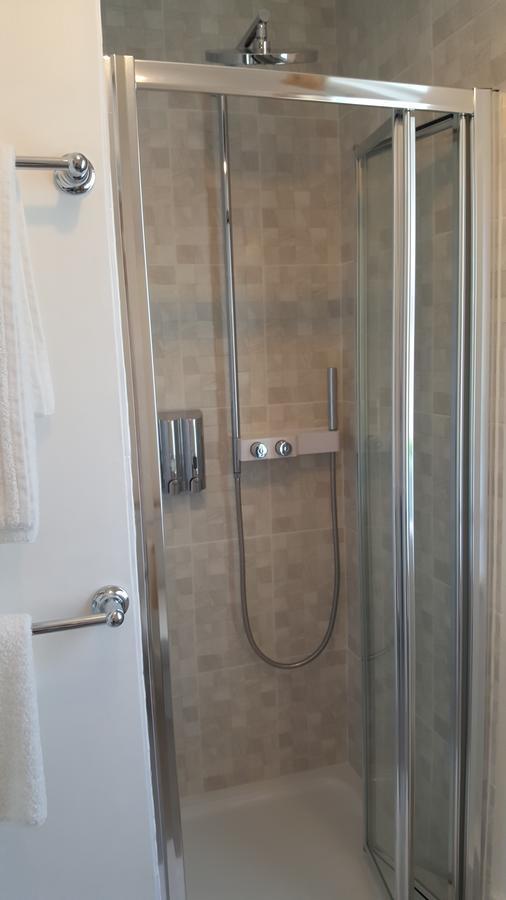 Sadlers Guest House Wokingham Εξωτερικό φωτογραφία
